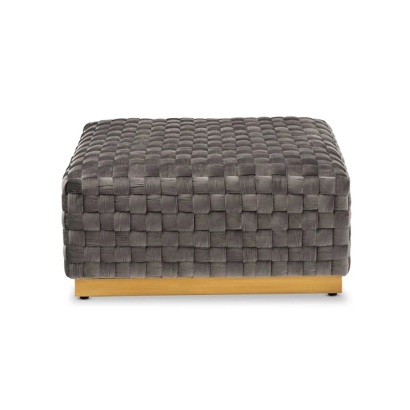 Pouf poggiapiedi quadrato in velluto con base in metallo dorato