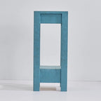 Tavolino in legno massello dipinto blu-verde con mensola